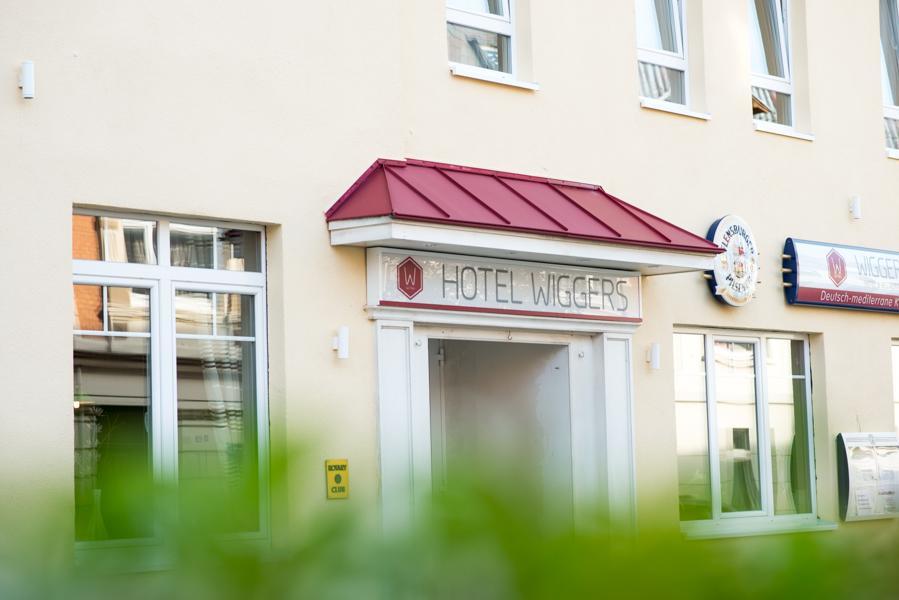 Hotel & Restaurant Wiggers Bad Oldesloe Exteriör bild